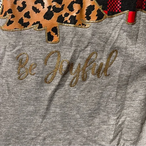 #12 Holiday Time Tee - Picture 10 of 11